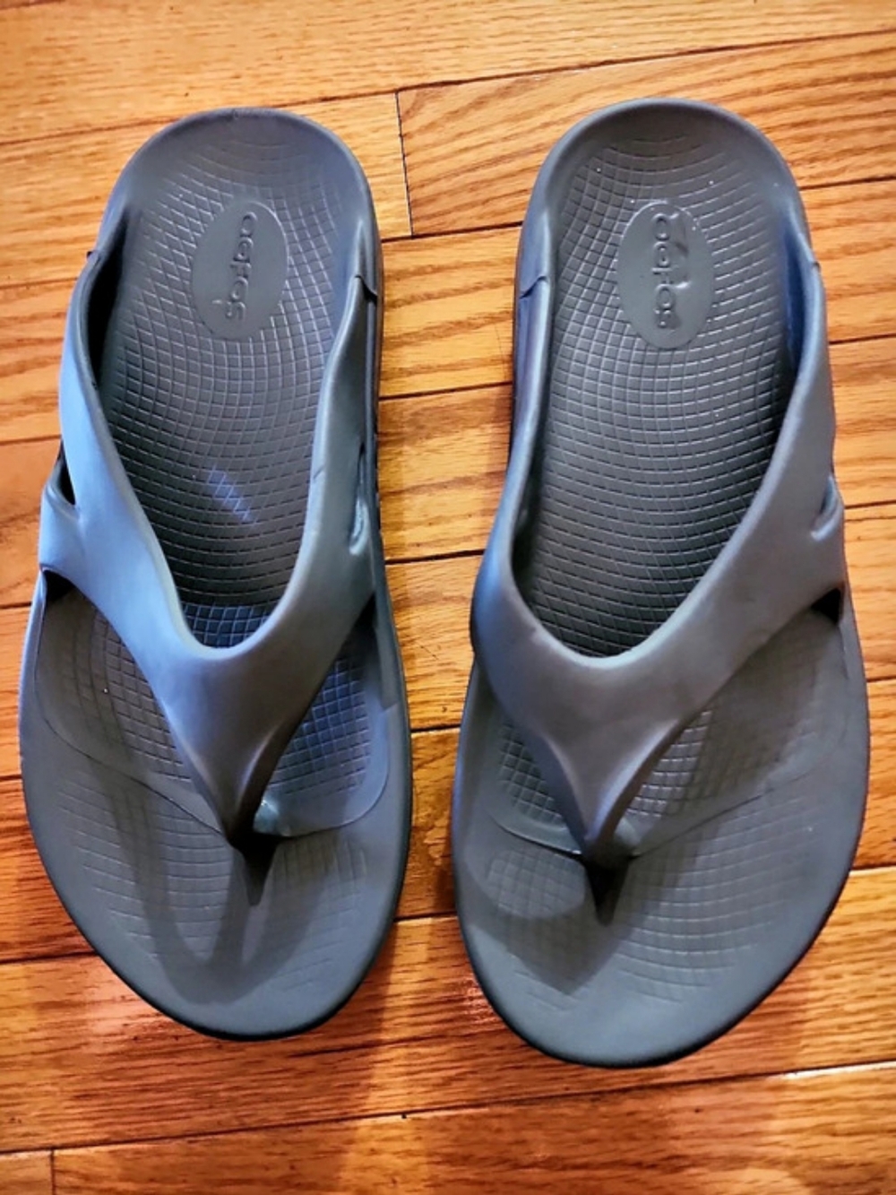 OOFOS Ooriginal Recovery Sandal Gray Flip-Flop Sandals Women's